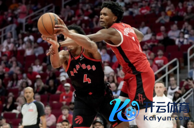 数据帝:杜兰特一豪举比肩詹皇 16分钟飙7三分!悍将成历史第四东谈主 NBA多队刷新记录