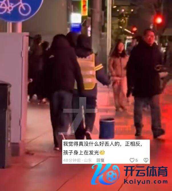 男孩陪作念环卫的姆妈上班并帮捡垃圾 网友:在最明锐的年齿作念最酷的事!